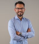 Headshot - 3.jpg