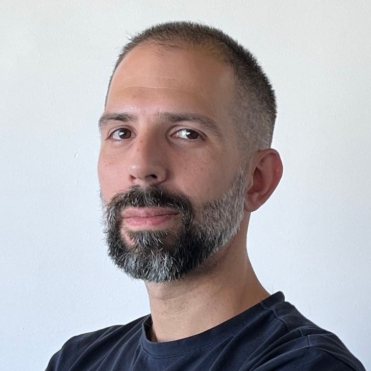 perfil_cuadrado_cara.jpg